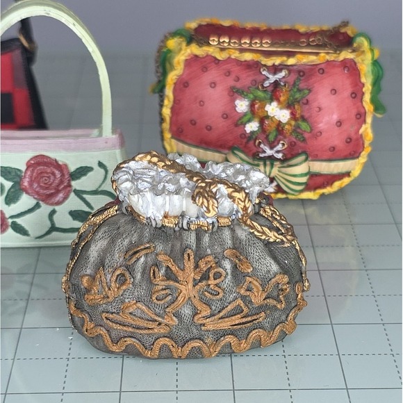 7 Vintage Classic Couture Collection Mini Purses Resin/ceramic Decor Collectable - Picture 3 of 8